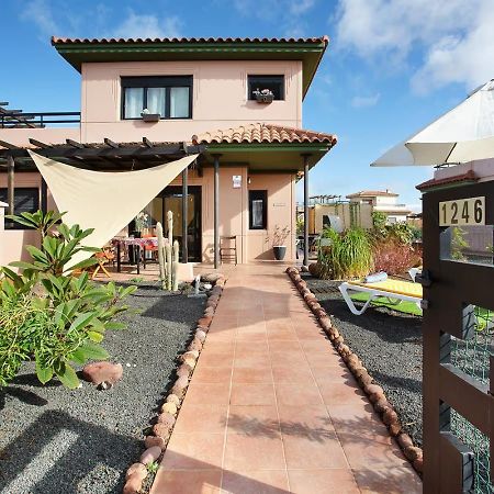 Amadeus Villa La Oliva Exterior photo